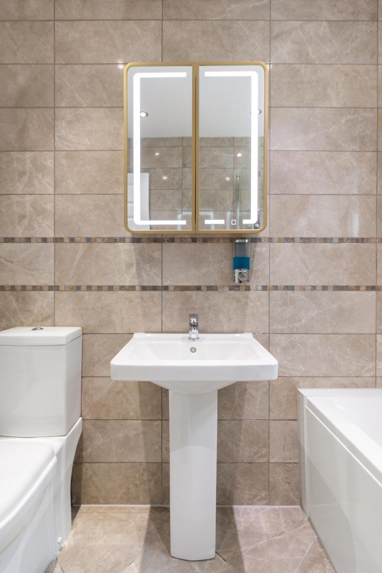 Chicstay Suites High Wycombe Luaran gambar